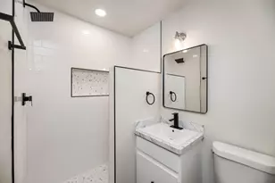 102 Mildred Ln, Benbrook, TX 76126 - Photo 17