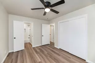 102 Mildred Ln, Benbrook, TX 76126 - Photo 19