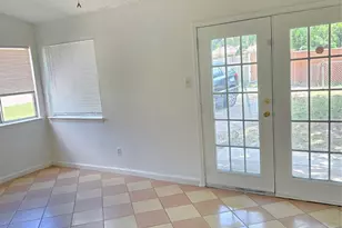 906 High Country Dr, Garland, TX 75041 - Photo 5