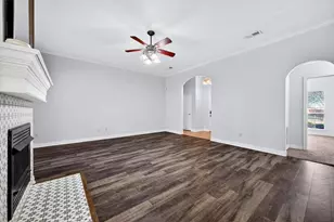 702 Madison Pl, Sherman, TX 75092 - Photo 11