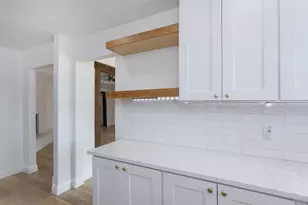 1913 E Branch Hollow Dr, Carrollton, TX 75007 - Photo 13