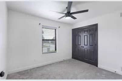 1913 E Branch Hollow Drive, Carrollton, TX 75007 - Photo 25