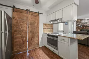 2917 Highgate Ln, Bedford, TX 76021 - Photo 13