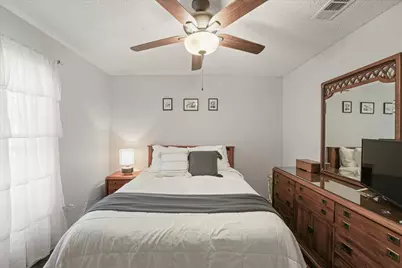 2917 Highgate Lane, Bedford, TX 76021 - Photo 15