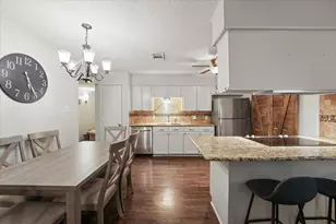 2917 Highgate Ln, Bedford, TX 76021 - Photo 11