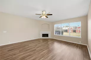 2305 Eagle Mountain Dr, Little Elm, TX 75068 - Photo 3