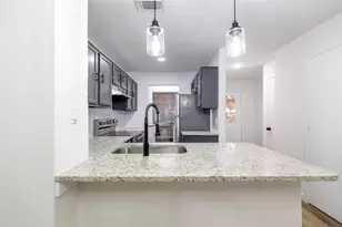 613 Carriagehouse Ln, Garland, TX 75040 - Photo 3