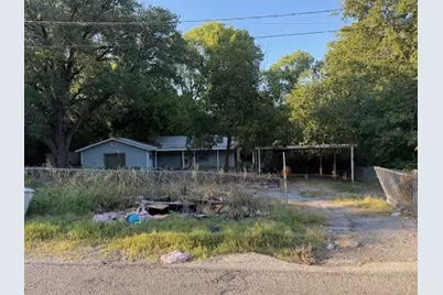 2820 Oak Wood Street, Granbury, TX 76048 - Photo 21