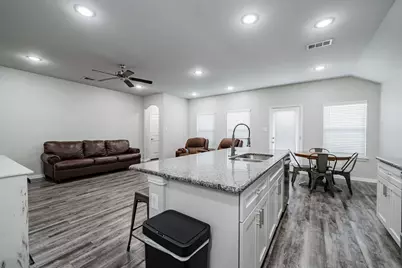 107 Willowbend Loop, Mabank, TX 75147 - Photo 13