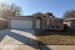 322 Moss Hill Dr, Arlington, TX 76018 - Photo 1