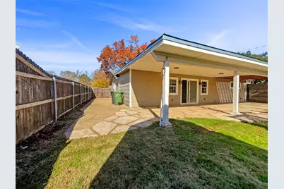 1716 Sylvan Drive, Arlington, TX 76012 - Photo 5