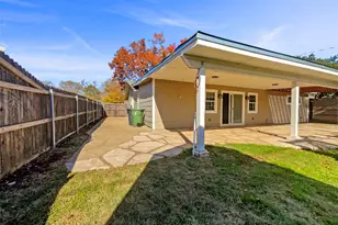 1716 Sylvan Dr, Arlington, TX 76012 - Photo 5