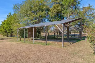 289 Pvt Rd 8303, Ben Wheeler, TX 75754 - Photo 33