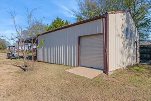 289 Pvt Rd 8303, Ben Wheeler, TX 75754 - Photo 37
