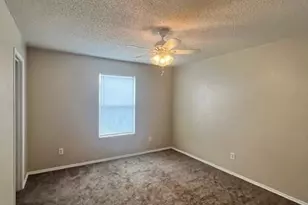 1836 Vineridge Ln, Burleson, TX 76028 - Photo 11