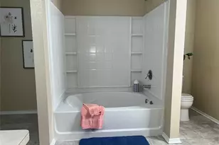 1836 Vineridge Ln, Burleson, TX 76028 - Photo 9