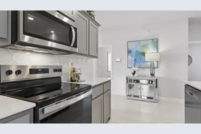 424 Sunday Silence Way, Granbury, TX 76049 - Photo 5