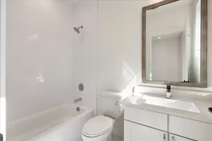 2107 N Garrett Ave, Dallas, TX 75206 - Photo 31