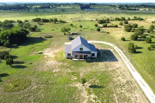 601 Hollow Dr, Lipan, TX 76462 - Photo 1