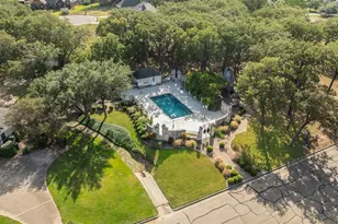 1340 Autumn Oaks Cir, China Spring, TX 76633 - Photo 5