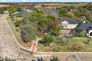 1340 Autumn Oaks Cir, China Spring, TX 76633 - Photo 9