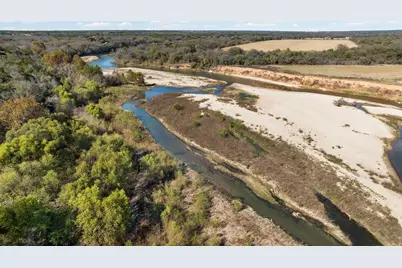 1340 Autumn Oaks Circle, China Spring, TX 76633 - Photo 13