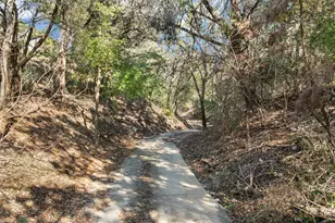 1340 Autumn Oaks Cir, China Spring, TX 76633 - Photo 11