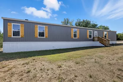 6213 Maine Trail, Granbury, TX 76048 - Photo 1