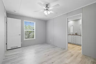 6213 Maine Trail, Granbury, TX 76048 - Photo 9