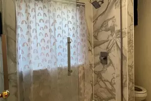 1915 Longmeadow Dr, Arlington, TX 76015 - Photo 11