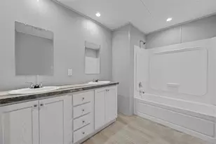 3501 Evergreen Dr, Granbury, TX 76048 - Photo 9