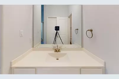 456 Renaissance Lane, Irving, TX 75060 - Photo 17