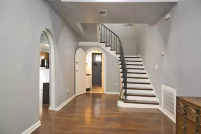 2514 Henry Street, Greenville, TX 75401 - Photo 9