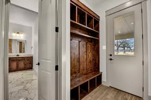 1390 Poe Prairie Rd, Millsap, TX 76066 - Photo 17