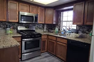 109 Ridgeway Cir, Lewisville, TX 75067 - Photo 5