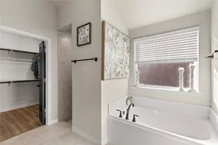 440 Brinkley Dr, Saginaw, TX 76179 - Photo 27