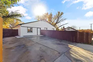 1003 Bellflower Ct, Carrollton, TX 75007 - Photo 27