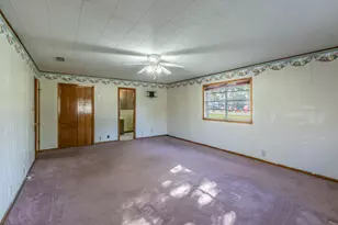 615 E Jacinto St, Groesbeck, TX 76642 - Photo 9