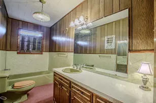 615 E Jacinto St, Groesbeck, TX 76642 - Photo 15