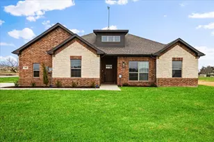 100 Annabel, Paradise, TX 76073 - Photo 1
