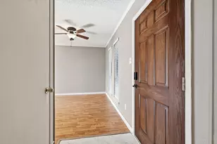 1410 Mohawk Dr, Arlington, TX 76012 - Photo 5