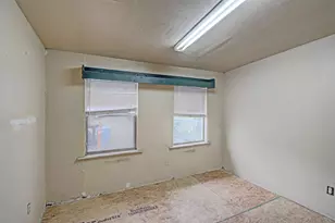 415 Turner St, Cleburne, TX 76033 - Photo 13