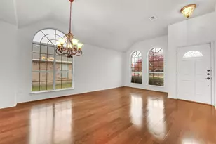 4507 Stones River Rd, Grand Prairie, TX 75052 - Photo 5