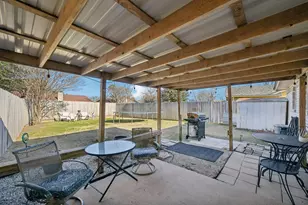 1021 Pleasant Valley Rd, Garland, TX 75040 - Photo 27