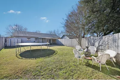 1021 Pleasant Valley Road, Garland, TX 75040 - Photo 29