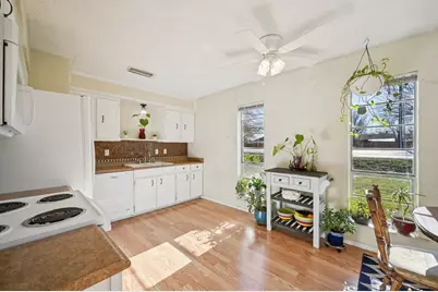 1021 Pleasant Valley Road, Garland, TX 75040 - Photo 15