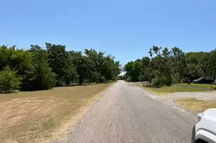 952 Lake Rd, Gordonville, TX 76245 - Photo 17