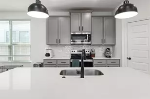 1625 Edgeway Dr, Aubrey, TX 76227 - Photo 7