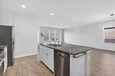 8649 Mirror Lake Drive, Fort Worth, TX 76179 - Photo 17