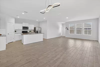 8649 Mirror Lake Drive, Fort Worth, TX 76179 - Photo 5